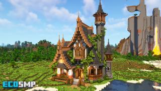🌙 Mooncrest Manor