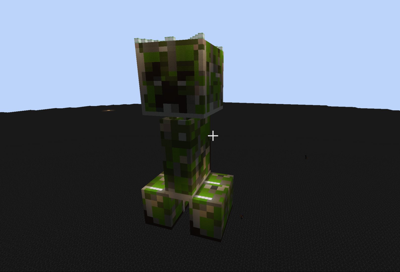 Creeper Statue – key image