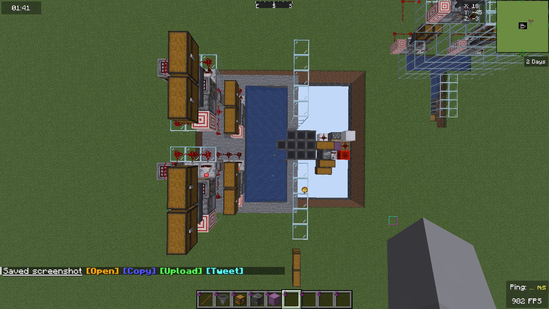 Golden apple with a schulker loader for PVP servers – key image